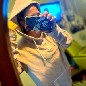 American Eagle hooded Sweater